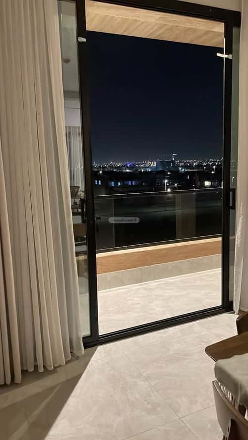 شقة 220 متر مربع ب 5 غرف ضاحية الملك فهد، الدمام