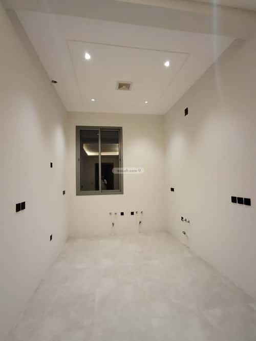 شقة 128 متر مربع ب 4 غرف اليرموك، شرق الرياض، الرياض