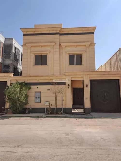 Villa 338 SQM Facing West with 5 Bedrooms Al-Qairawan, North Riyadh, Riyadh