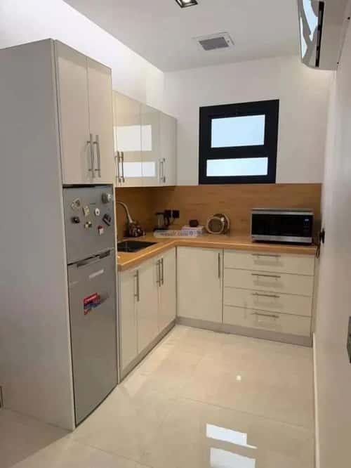 فيلا 330 متر مربع غربية على شارع 18م النرجس، شمال الرياض، الرياض