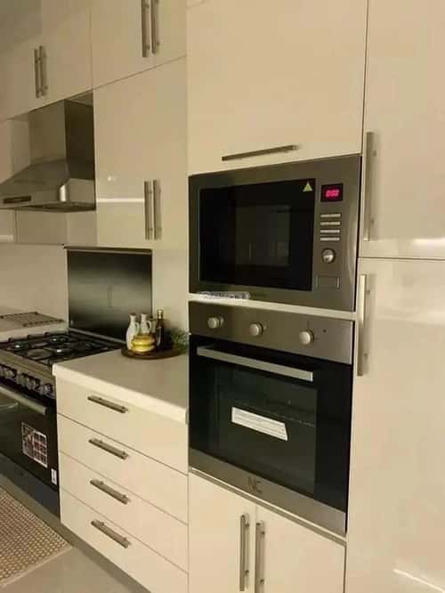 فيلا 330 متر مربع غربية على شارع 18م النرجس، شمال الرياض، الرياض