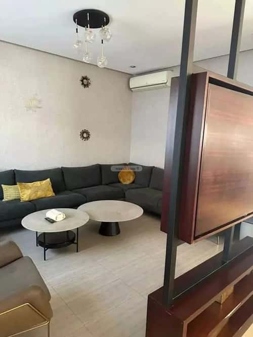 فيلا 350 متر مربع شرقية على شارع 15م النرجس، شمال الرياض، الرياض