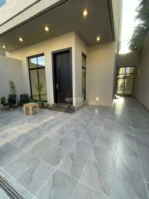 فيلا 230 متر مربع شرقية على شارع 20م النرجس، شمال الرياض، الرياض