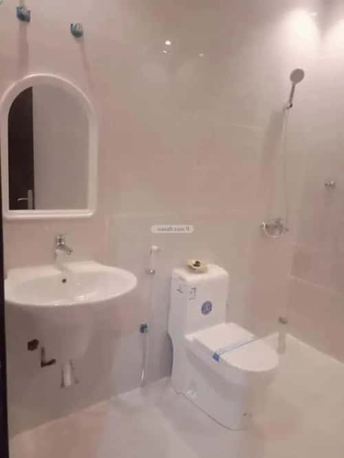 فيلا 310 متر مربع شرقية على شارع 32م الوفاء، شرق جدة، جدة