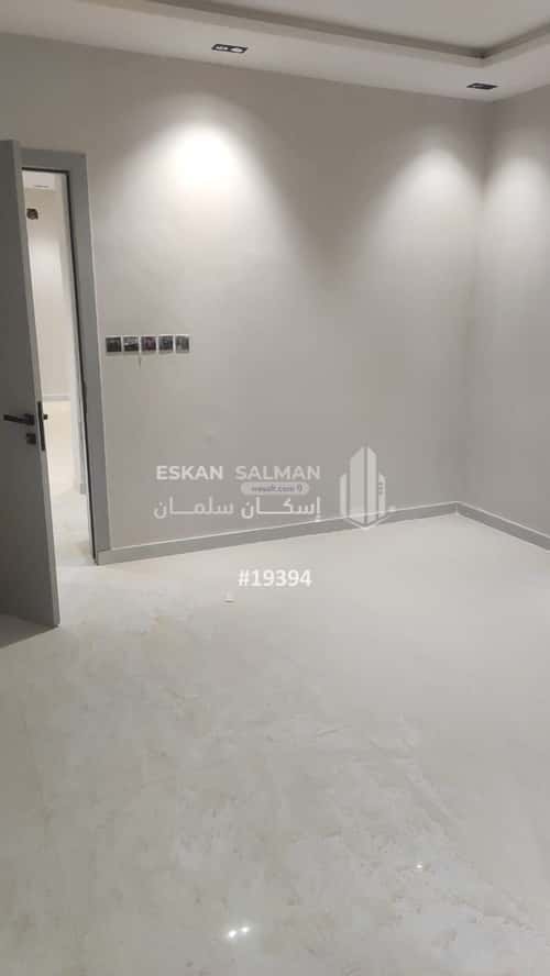 Floor 180 SQM with 4 Bedrooms Al-Janadriyah, East Riyadh, Riyadh