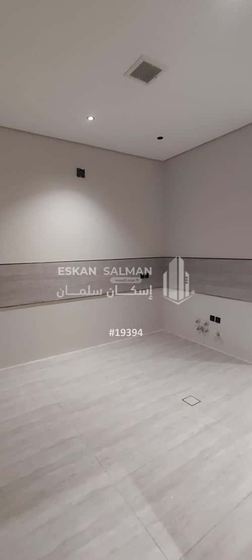 Floor 180 SQM with 4 Bedrooms Al-Janadriyah, East Riyadh, Riyadh