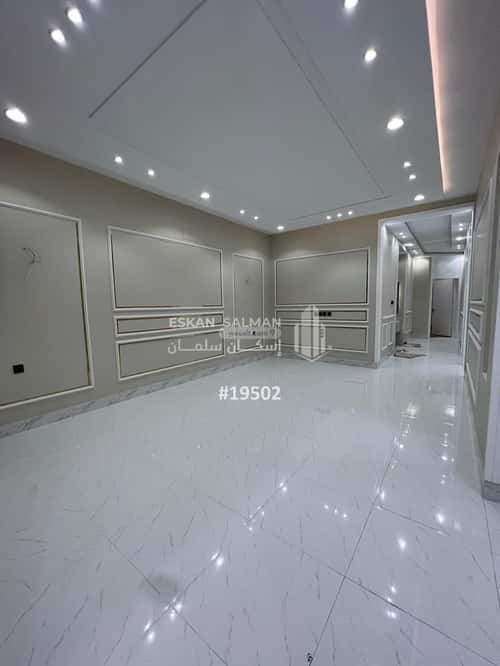 Floor 234 SQM with 6 Bedrooms The Honor, Khamis Mushait