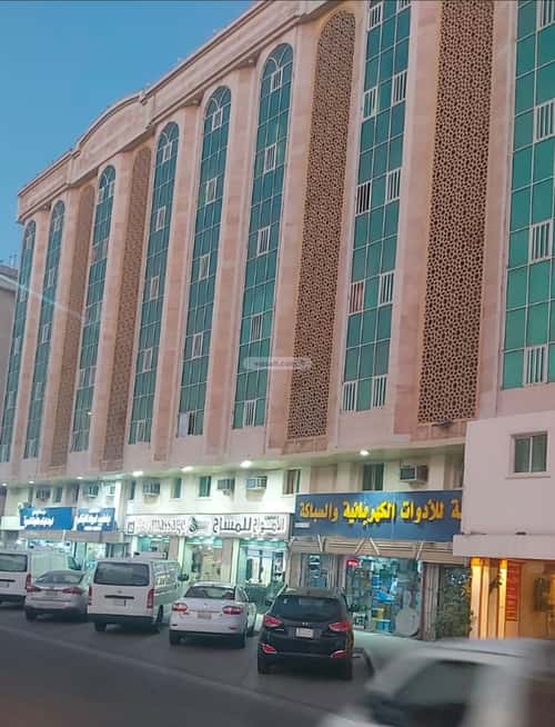 Building 500 SQM Facing East Meshrefah, North Jeddah, Jeddah