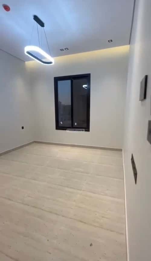 شقة 136 متر مربع ب 4 غرف عكاظ، جنوب الرياض، الرياض