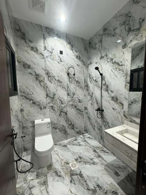 فيلا 374 متر مربع شمالية على شارع 20م الهجلة الجديد، مكة المكرمة