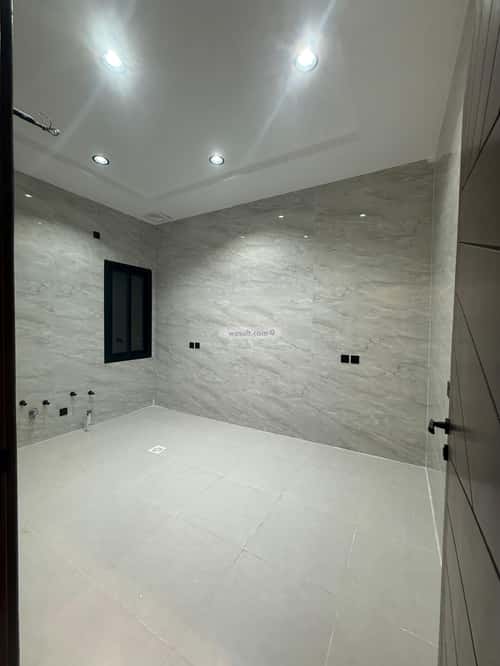Villa 374 SQM Facing North on 20m Width Street Alhaglahalgadeed, Makkah Al Mukarramah