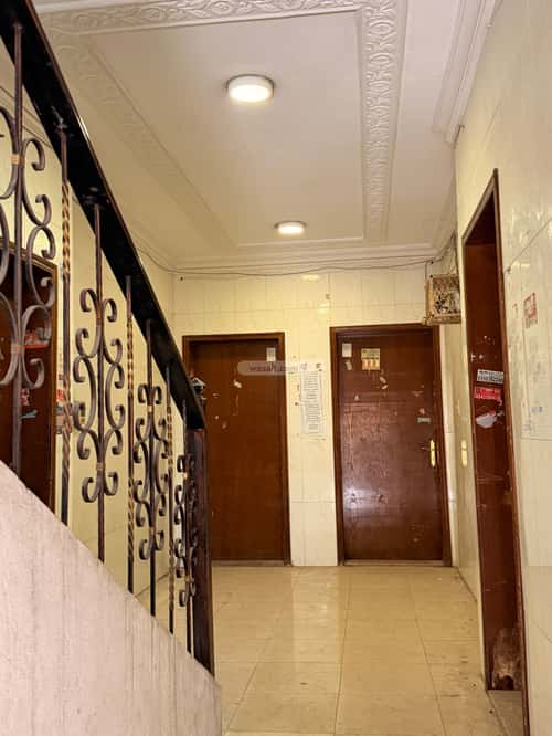 عمارة 325 متر مربع واجهة غربية الخليج، الدمام