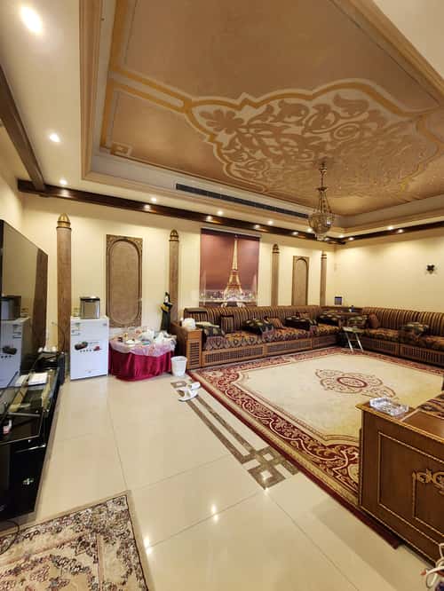 Villa 1200 SQM Facing South on 28m Width Street Al Asalah, North Jeddah, Jeddah