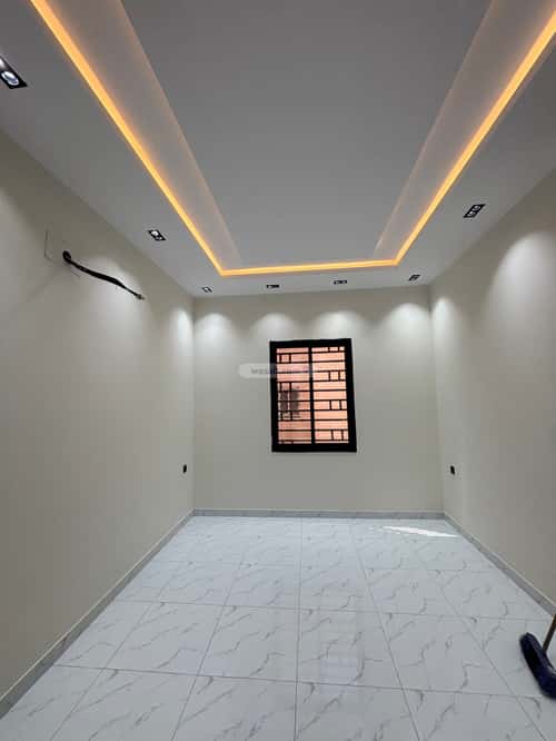 شقة 211 متر مربع ب 6 غرف الشرف، خميس مشيط