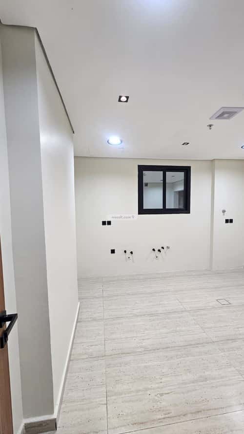 شقة 211 متر مربع ب 5 غرف ضاحية الملك فهد، الدمام