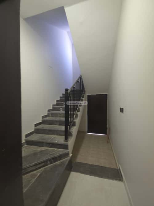Villa 375 SQM with 3 Apartments Facing North Al-Janadriyah, East Riyadh, Riyadh