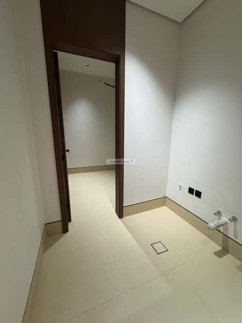 Floor 196 SQM with 5 Bedrooms Ar-Rimal, East Riyadh, Riyadh