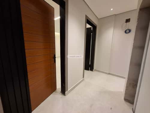 Floor 82 SQM with 5 Bedrooms Ghirnatah, East Riyadh, Riyadh