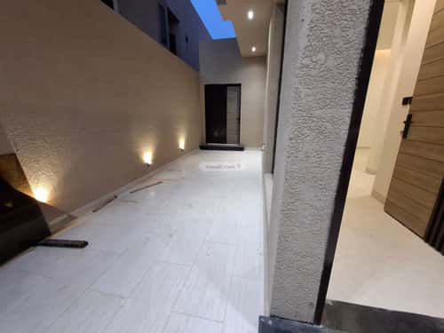 فيلا 216 متر مربع غربية على شارع 20م غرناطة، شرق الرياض، الرياض