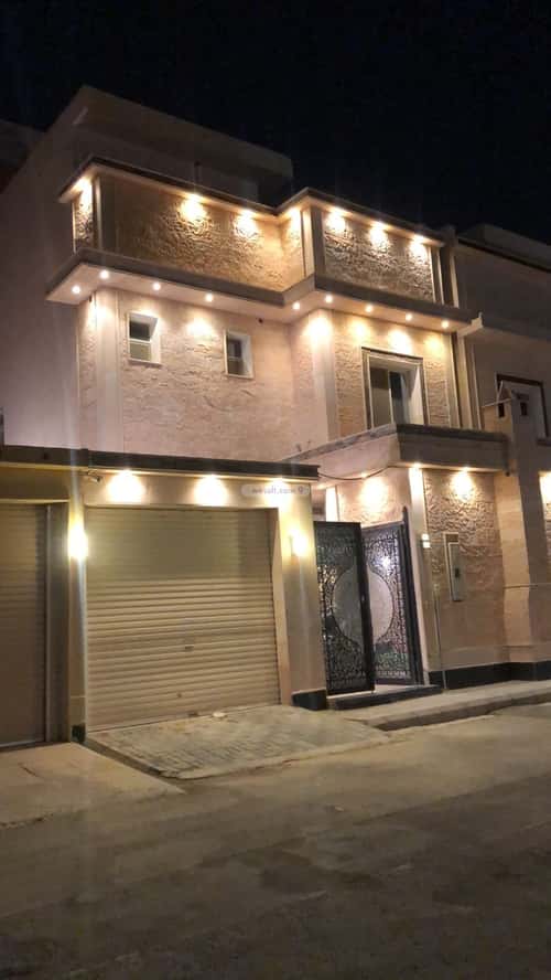 Villa 200 SQM Facing North on 20m Width Street Al-Mahdiyah, West Riyadh, Riyadh