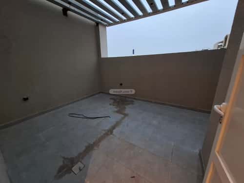 Floor 82 SQM with 5 Bedrooms Ghirnatah, East Riyadh, Riyadh