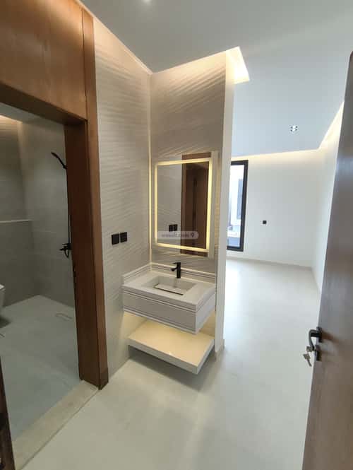 Villa 257 SQM Facing North West on 15m Width Street Al Rahmanyah, East Jeddah, Jeddah