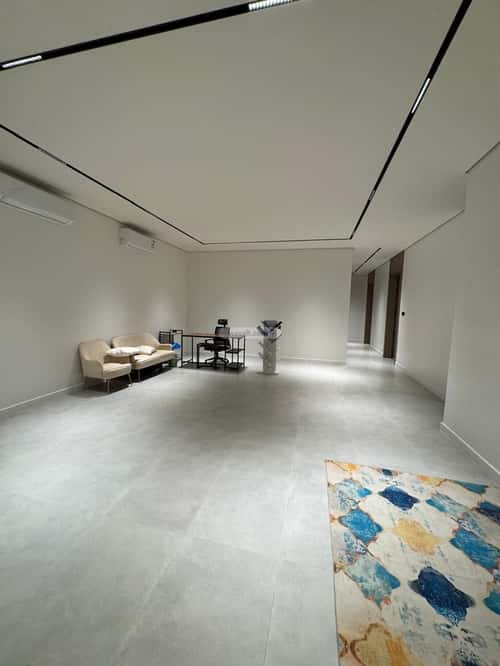 5 bedroom floor in Al Narjis