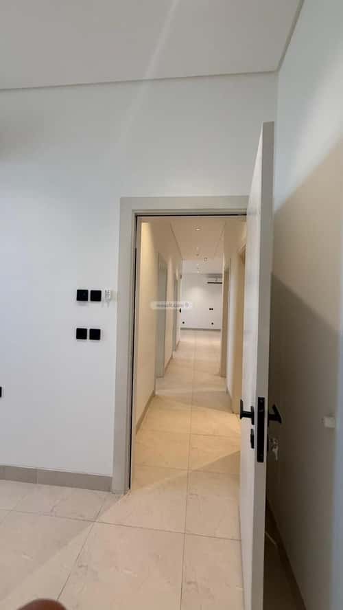 Semi-Furnished Apartment with 3 Bedrooms Ar-Rimal, East Riyadh, Riyadh
