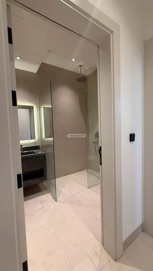 Semi-Furnished Apartment with 3 Bedrooms Ar-Rimal, East Riyadh, Riyadh