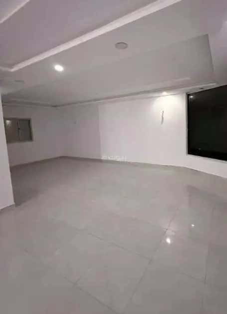 Villa 275 SQM Facing West on 15m Width Street Al Rahmanyah, East Jeddah, Jeddah