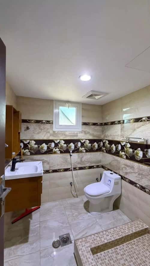 شقة 120 متر مربع بغرفة المطار، جازان