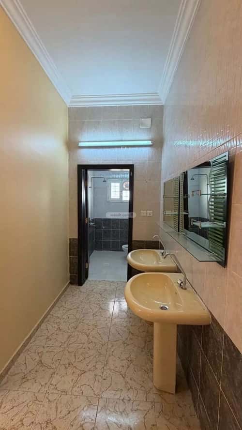 شقة 506 متر مربع ب 3 غرف الروضة، جازان