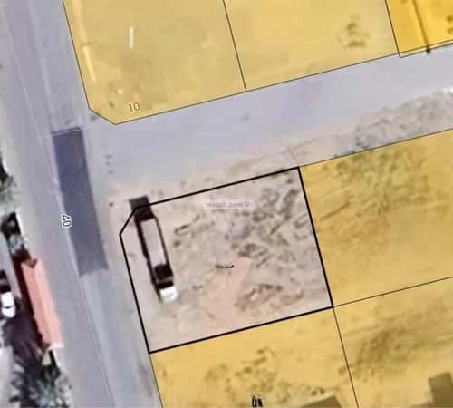 Land 537 SQM Facing North West on 15m Width Street Al Mukarramah, Samith