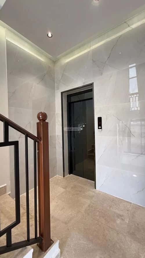 دور 303 متر مربع ب 6 غرف الصفاء، جازان