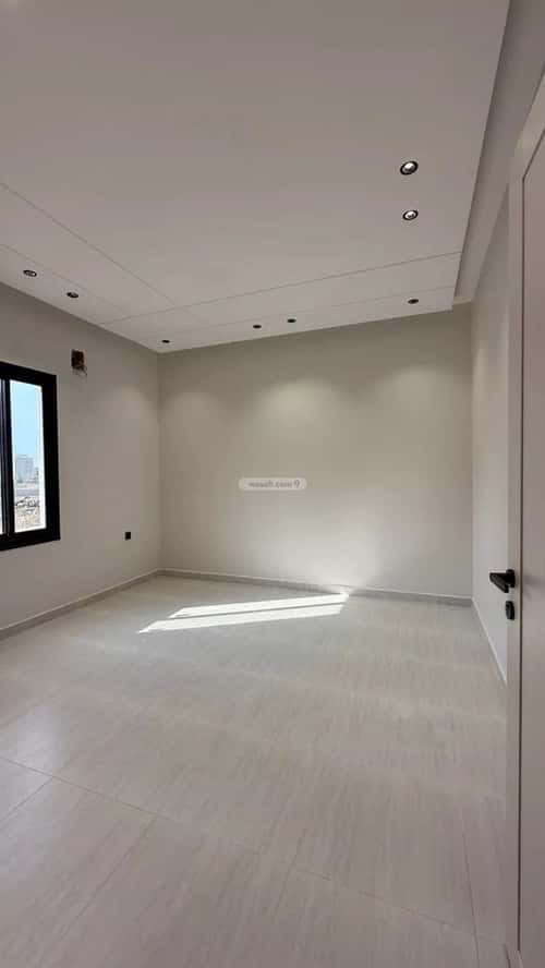 Floor 303 SQM with 6 Bedrooms Al Safa, Jazan
