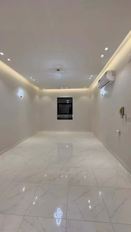 Floor 239 SQM with 6 Bedrooms The Airport, Jazan