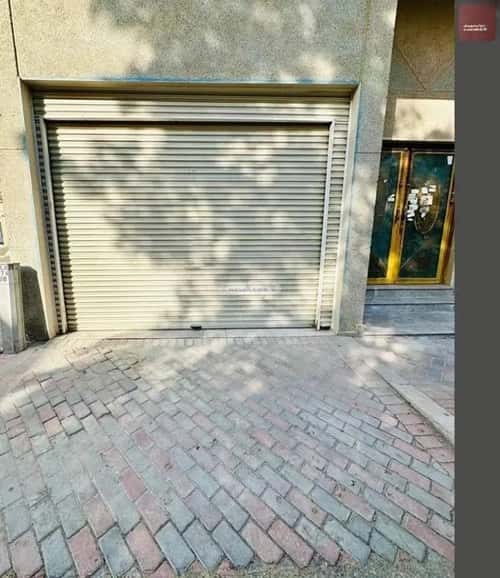 فيلا 604 متر مربع واجهة ثلاثة ب 5 غرف الخبرالشمالية، الخبر