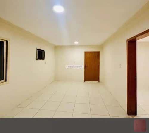 شقة 325 متر مربع ب 3 غرف الثقبة، الخبر