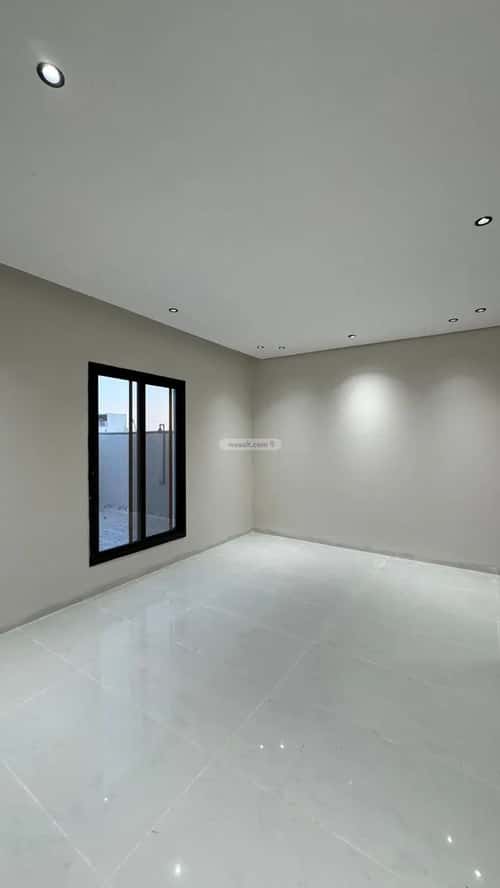 Apartment 230 SQM with 5 Bedrooms King Fahad Dist, Aldammam