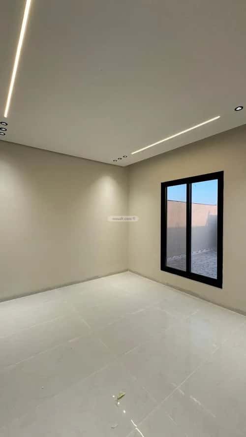 شقة 230 متر مربع ب 5 غرف ضاحية الملك فهد، الدمام