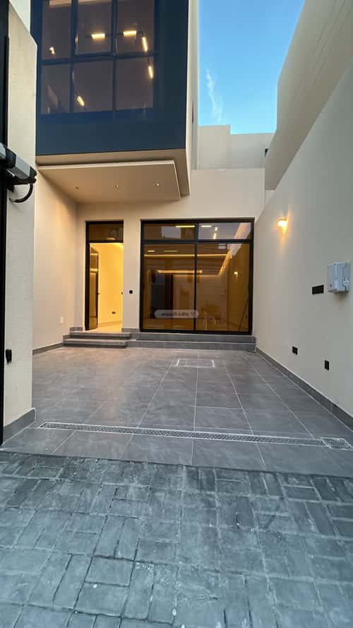 Floor 217 SQM with 4 Bedrooms Al-Arid, North Riyadh, Riyadh