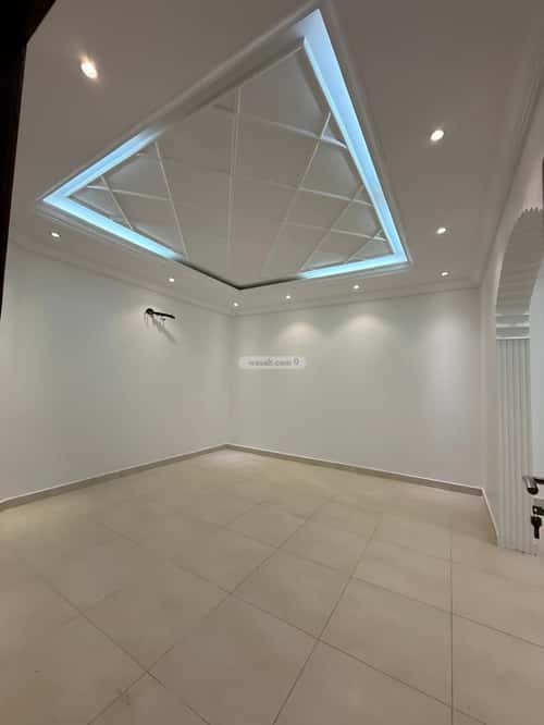 فيلا 650 متر مربع واجهة شمالية ب 10 غرف الفردوس، شمال جدة، جدة