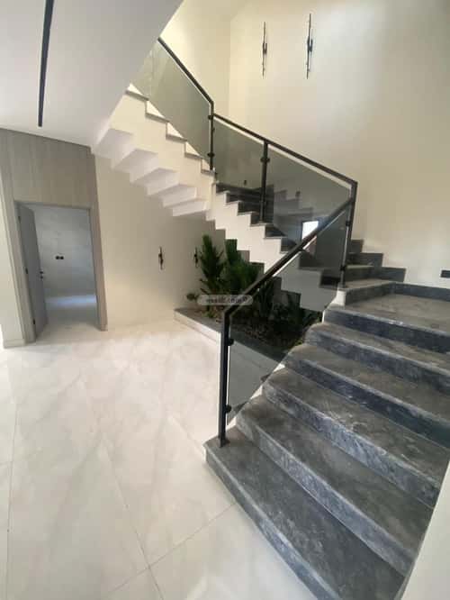 Villa 250 SQM Facing East on 10m Width Street Al Qryenah, South Jeddah, Jeddah