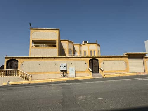 عمارة 750 متر مربع واجهة شرقية الزهور، أبها