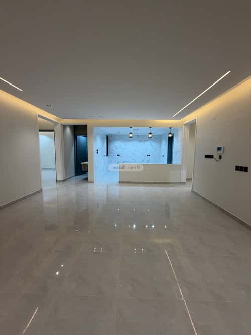 فيلا 375 متر مربع شمالية على شارع 20م النور، خميس مشيط