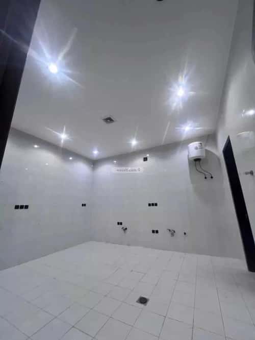 4 bedroom floor in Al Rimal