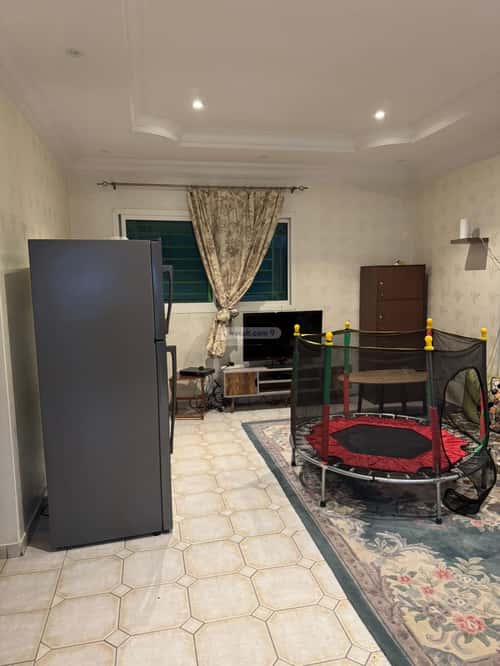 فيلا 315 متر مربع شمالية على شارع 10م الربوة، وسط الرياض، الرياض