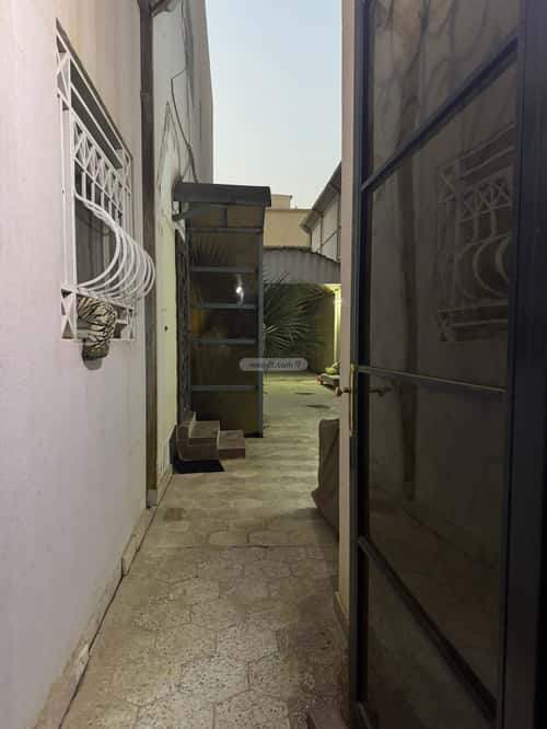 Villa 315 SQM Facing North on 10m Width Street Ar-Rabwah, Central Riyadh, Riyadh