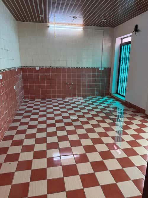 Villa 250 SQM Facing South with 6 Bedrooms Al Nahdah, North Jeddah, Jeddah