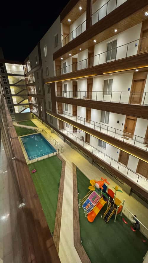 شقة 130 متر مربع ب 3 غرف الحمراء، الخبر